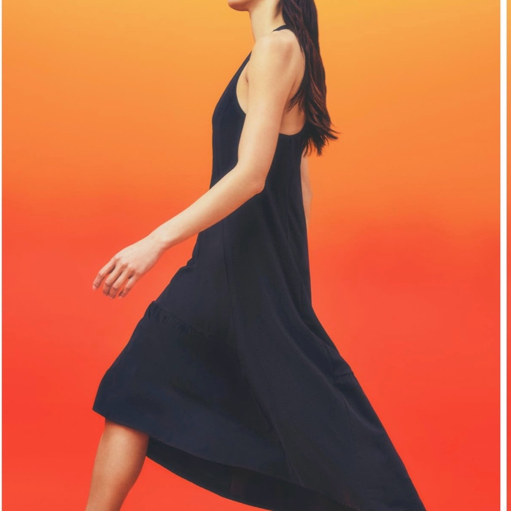 Sweaty Betty Midi dress